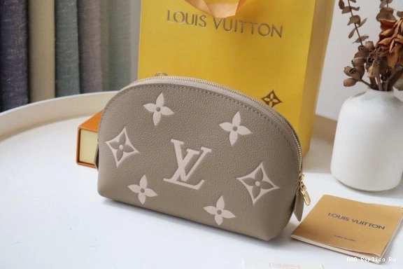 AAA Pruses Bags COSMETIC Louis POUCH Vuitton 0804